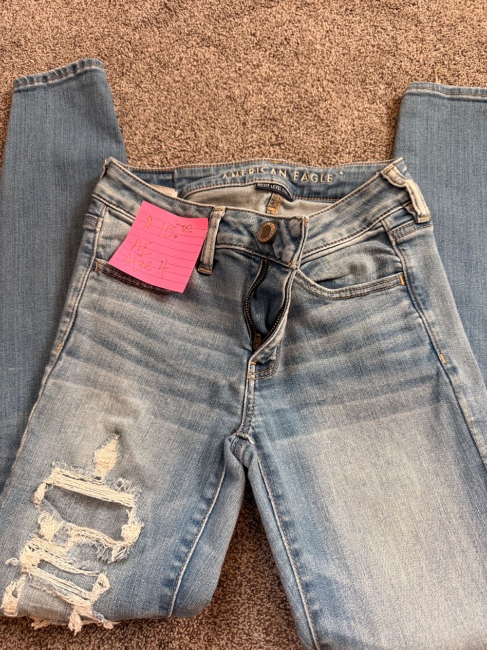 American Eagle Outfitters Light Wash Ripped Skinny Jeans